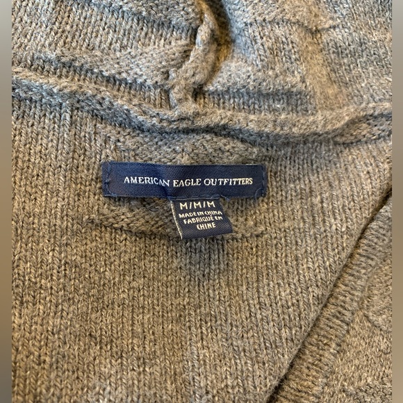 American Eagle Sweater - Picture 3 of 10
